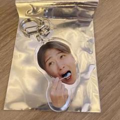 メルカリ最安値】COMFY岩岡徹 フーディ キーホルダーΩ
