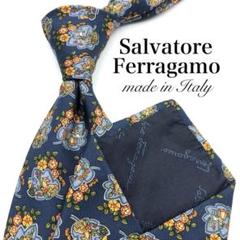 【美品】Salvatore Ferragamo リーフ シカ ネイビー 紺