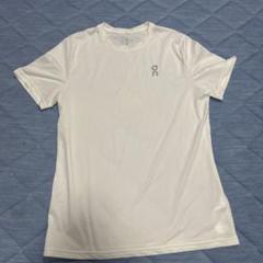 On Core T ホワイト Tシャツ sサイズのサムネイル