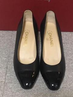 シャネル ☆エナメルコンビのパンプス☆新品同様!またまたお値下げ!