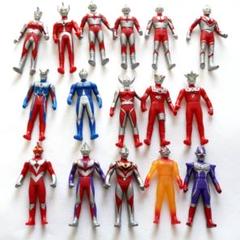 アンティーク ウルトラマンフィギュア3体セット ウルトラマンフィギュア 16体セット - メルカリ