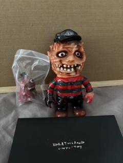 DEATHLAND VINYL TOY GOSUTO & TOXINのサムネイル