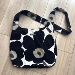 marimekko フラワープリント ショルダーバッグ