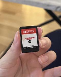 任天堂Switch ニードフォースピード ホットパースートリマスター　ソフトのみ