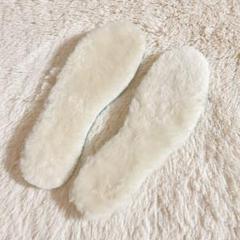 ▪︎ 防寒 インソール 暖かい ふわふわ もこもこ 24cm ホワイト