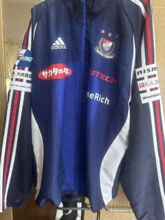 横浜マリノスadidas ウィンドブレーカー 青/白 2/25更新】2/26（水）横浜FC戦新商品発売のお知らせ | ニュース