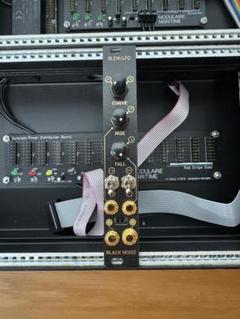 BLACK NOISE SLEW/LFO モジュラーシンセ Slew-LFO - BLACK NOISE MODULAR – blacknoisemodular