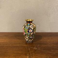 七宝焼　飾り壺　台付き 東京都世田谷区】柴田作の蝶に花鳥図七宝蓋付飾り壺を出張買取
