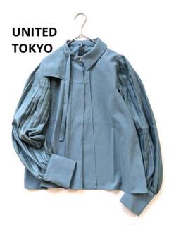 ユナイテッドトウキョウ　プリーツ袖ブラウス　変形　バルーンスリーブ　日本製のサムネイル