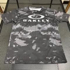 Oakley 迷彩柄 Lサイズ シャツ OAKLEY 迷彩柄 リアルツリーTシャツ Lサイズ - メルカリ