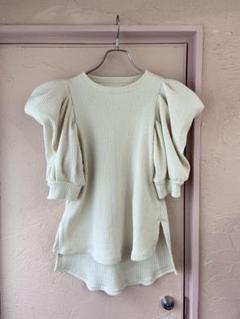 SIIILON - SIIILON シーロン Tシャツ・カットソー M アイボリー 【古着】【中古】 楽天市場】SiiiLONの通販