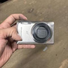 【即決歓迎】OLYMPUS μ-9010 シルバー 本体・充電器付属品一式 即決歓迎】OLYMPUS μ-9010 シルバー 本体・充電器付属品一式