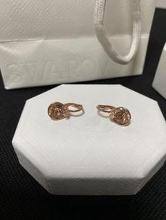 超美品　スワロフスキーピアス　クリスタルローズゴールド（ギフトセット）