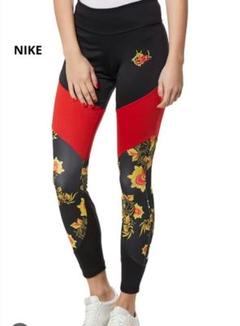NIKE フローラルレギンス 花柄スパッツ