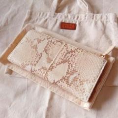 未使用　ゲンテン　ダイヤモンドパイソン　長財布