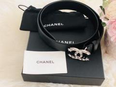 CHANEL ブラックレザーベルト ホログラムロゴプレート付き CHANEL ブラックレザーベルト ホログラムロゴプレート付き