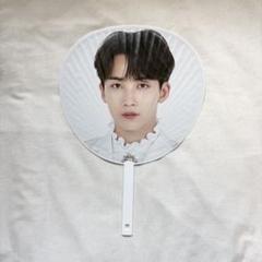 SEVENTEEN セブチ ジョンハン 団扇 まとめ売り SEVENTEEN ジョンハン うちわ まとめ売り - メルカリ