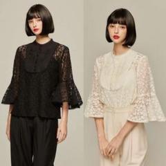 美品　Tnewties 長袖ブラウス　私はまだその詩を覚えている　ホワイト　刺繍 SHIRTS / BLOUSES – Tnewties