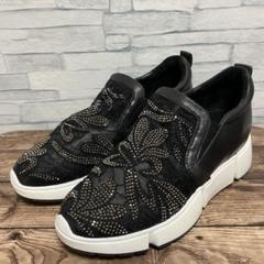 STACCATO ビジュー付きブラックスニーカー STACCATO ビジュー付きブラックスニーカー - メルカリ