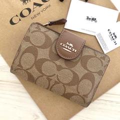 新品　COACH　コーチ 折り財布　ブラウン ２つ折り財布