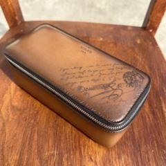 新品同様 定価29万 ベルルッティ カリグラフィースクリットレザーウォッチケース