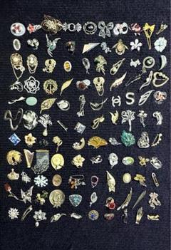 【vintage】ブローチ　大量　150点+おまけ　まとめ売り vintage】ブローチ大量150点+おまけまとめ売り