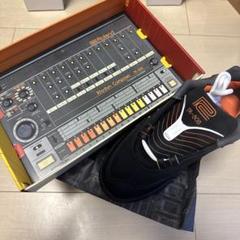 New Balance TR-808 スニーカー ブラック/オレンジ