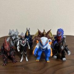 ウルトラマン　怪獣　ビッグサイズ　　ソフビ まとめ売り ウルトラマン 怪獣 ソフビ 8体 まとめ売り - メルカリ