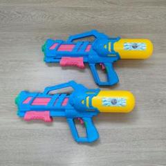 【希少品!】USJ ユニバ ウォーターシューター 旧型 水鉄砲 新品未開封 2個 希少品!】USJ ユニバ ウォーターシューター 旧型 水鉄砲 新品未