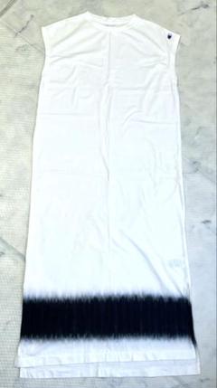 Champion ロング丈裾グラデーションワンピース