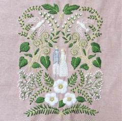 きなさかた様刺繍ポーチハンドメイドピアノ手刺繍樋口愉美子オーダー