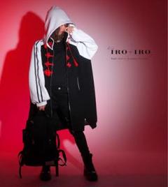 【入手困難⭐フェイバリット IRO+IRO】黒　赤　和柄パーカー　M トップス パーカー ブラック レッド ハイネック ユニセックス