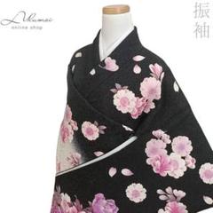 LULU90 着物 振袖 銀通し 高級 黒 花柄