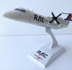 【RAC】 ボンバルディアDHC-8-Q300 1:100 JA8936 お気にいる】 RAC】 ボンバルディアDHC-8-Q300 JA8936 1:100
