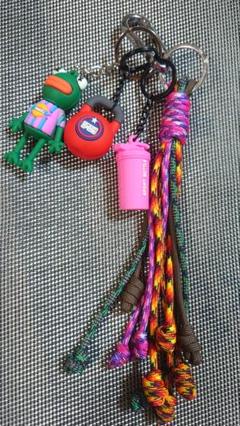 ハンドメイド バックチャーム じゃらじゃらキーホルダー パラコード 筋トレ 蛙