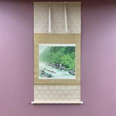 美品 掛け軸 静湖作 菖蒲図 共箱 太巻き付 季節掛け 美品 掛け軸 静湖作 菖蒲図 共箱 太巻き付 季節掛け