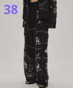 パンツ todayful embroidery velour pants 38 TODAYFUL（トゥデイフル）の「Embroidery Velour Pants（その他
