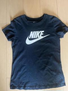 Nike ブラック Tシャツ Sサイズ