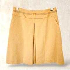【ロペピクニック】上品なミニスカート　フレア　38／M　ベージュ系　パックジップ
