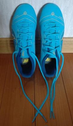サッカースパイク ジュニア 23.5の中古/未使用品 - メルカリ haruhina様専用【超美品】ミズノ モレリア2JAPAN 23.5cm
