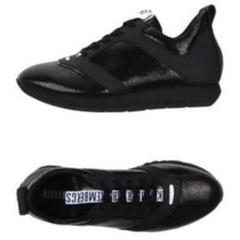 靴 DIRK BIKKEMBERGS FOOTBALL SHOES Y2K 00's Bikkembergs Shoes Football Shoes (37EU) – Bintagged