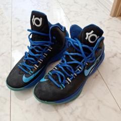 Nike KD5 シューズ 黒と青
