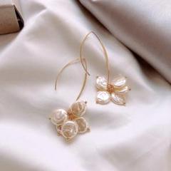 フラワー 花 デザイン フックピアス パール 韓国 高見え 可愛い 結婚式
