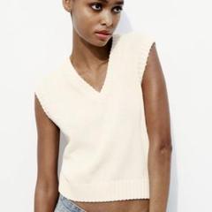 ZARA ソフトVネックスウェット トップス ZARA タグ付き 新品 ソフト Vネック スウェットシャツ - メルカリ