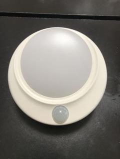 正規品！美品！ニトリセンサーミニシーリングライトキャプター電球色