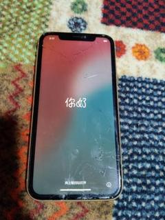 ワンくん iPhone XR イエロー 画面ひび割れ　画面操作難ジャンク品 ワンくん様専用 iPhone XR イエロー 画面ひび割れ 画面操作難