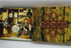 B'z　FlashBackB'zとSURVIVE アルバム２枚セット