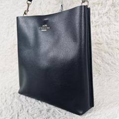 COACH　コーチ ショルダーバッグ シグネチャー ロゴ入り金具 チャーム 黒 COACH コーチ ショルダーバッグ レディース シグネチャー 2way