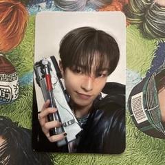ホンジュン ATEEZ X ANITEEZ FLAT-FERPLUSH 封入