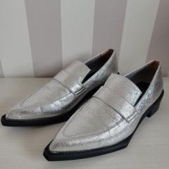 【美品】Odette e Odile　ピースローファー フラット　シルバー